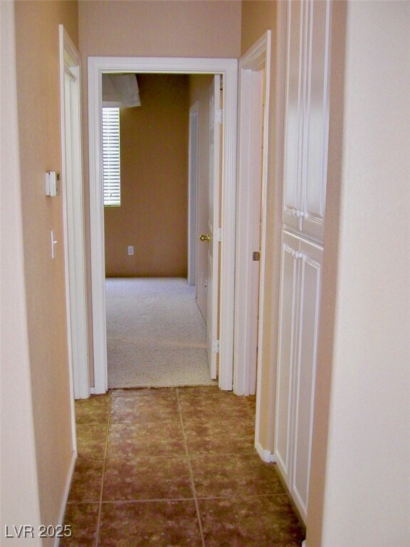 Building Photo - 2271 Surrey Meadows Ave