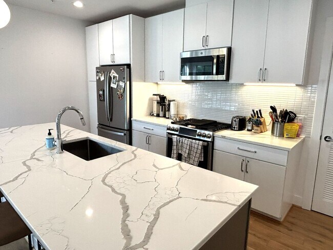 Building Photo - Urban Luxury in U Street Corridor
