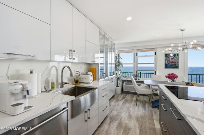 Building Photo - 480 Ocean Ave N