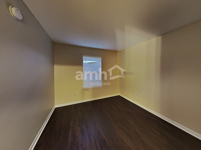 Building Photo - 607 West St