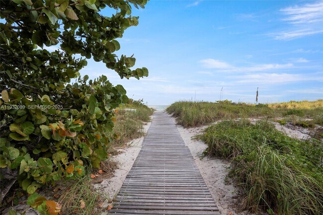 Building Photo - 199 Ocean Ln Dr