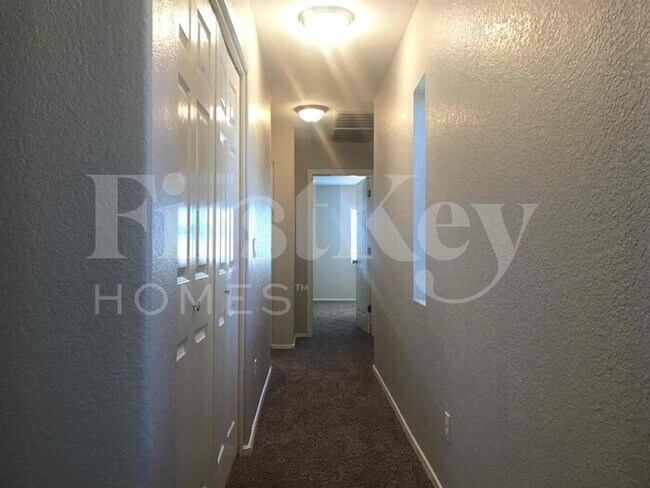 Building Photo - 8334 W Hughes Dr
