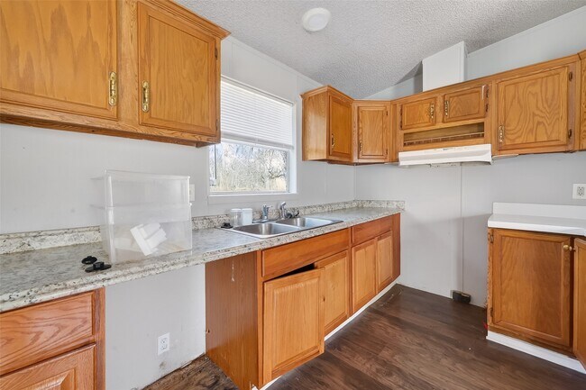 Building Photo - 9205 Tigner Rd