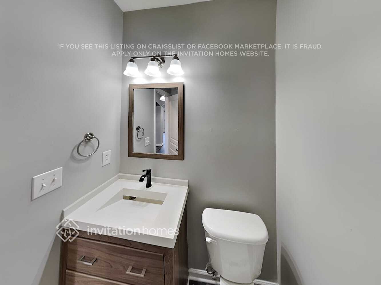 Building Photo - 9215 Ducati Ln