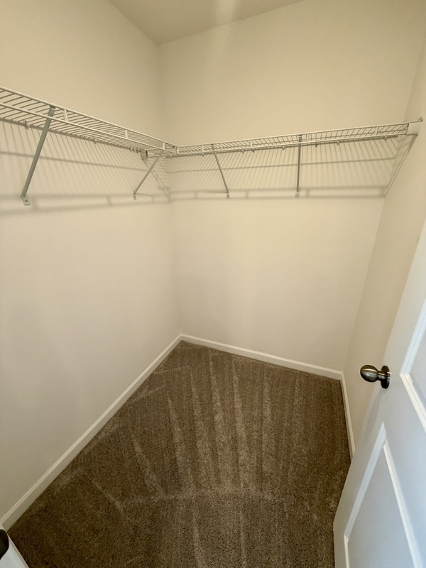 Building Photo - 261 Kenoot Dr