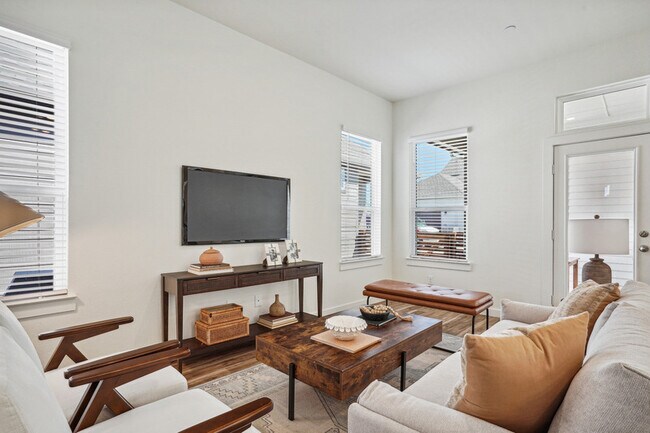 Building Photo - 3008 Sweet St