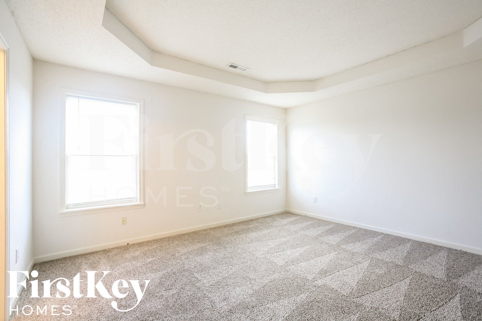 Building Photo - 5555 Wild Horse Dr