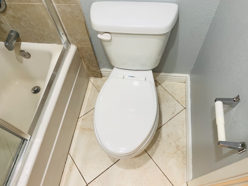 Building Photo - 1040 W MacArthur Blvd