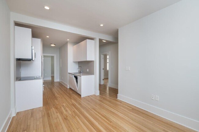 Building Photo - 15 Elko St