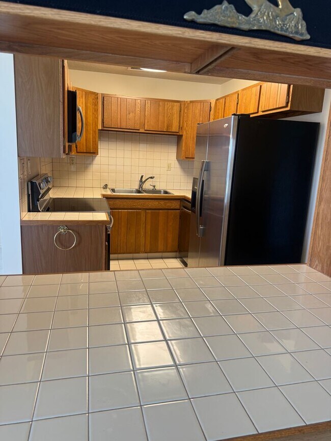 Building Photo - Beautiful Condo in Prime SLC location!