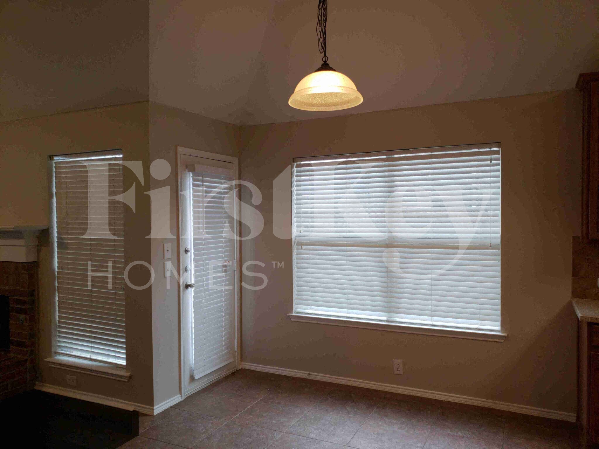 Building Photo - 707 Geary Dr