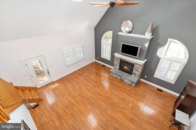 Building Photo - 882 Liberty Furnace Rd