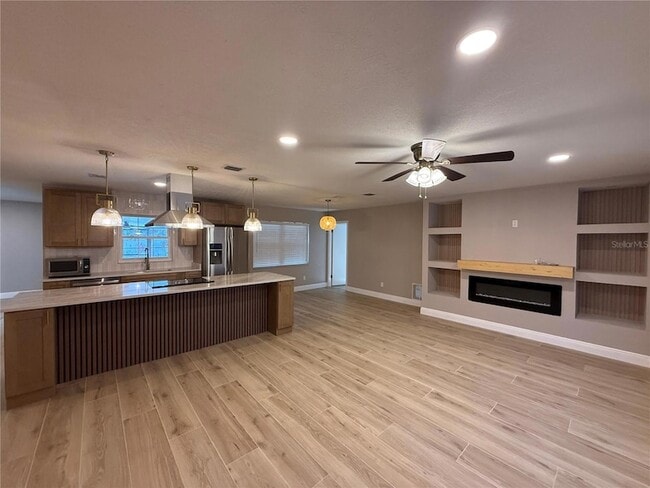 Building Photo - 1041 Manchester Cir