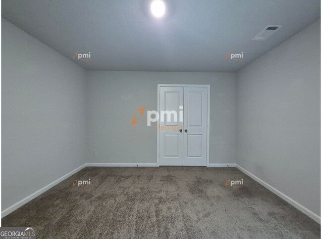 Building Photo - 3338 Bridgewood Dr