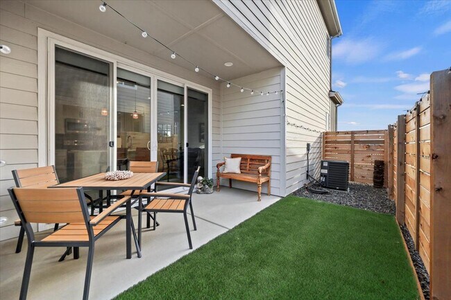 Building Photo - 12687 W Norterra Ln