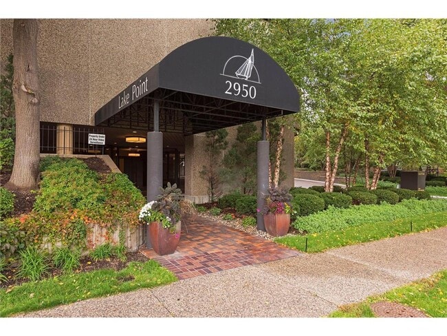 Building Photo - 2950 Dean Pkwy