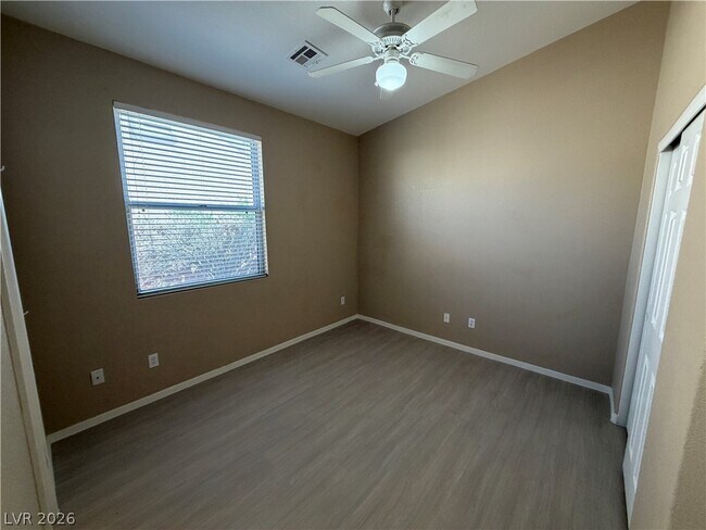 Building Photo - 1113 Heaton Ave