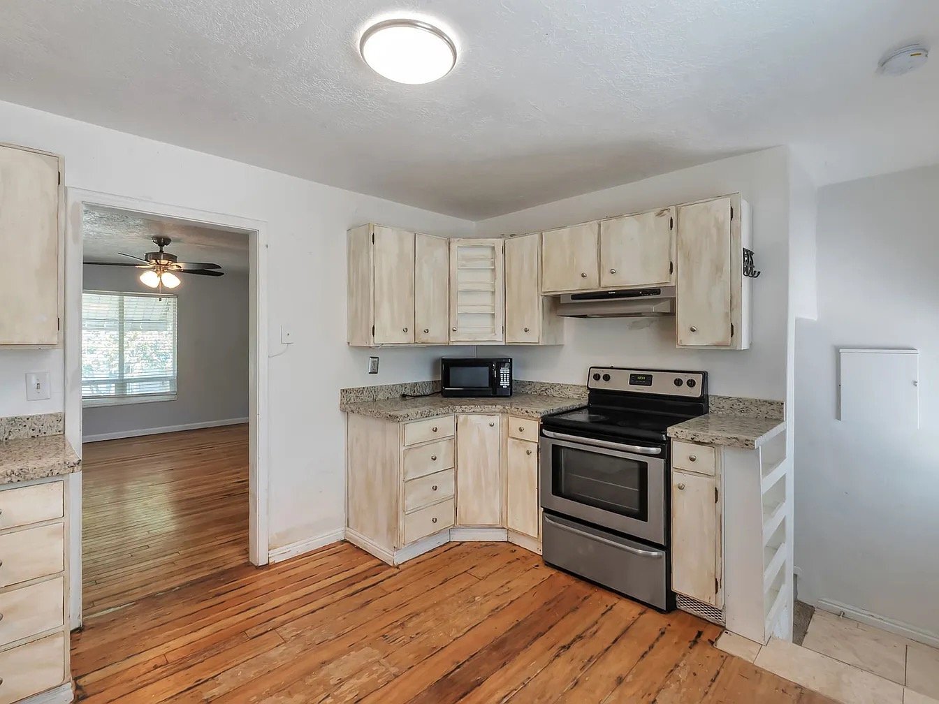 Building Photo - 10533 Executive Lake Dr