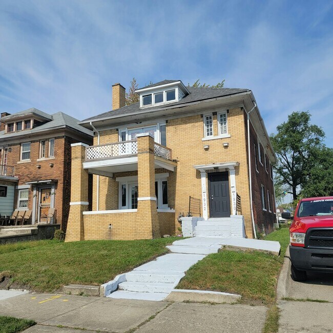 Primary Photo - 1932 Taylor St