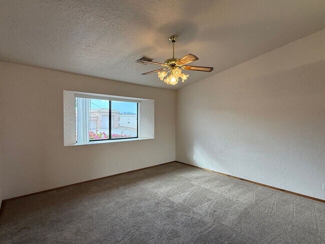 Building Photo - Available now - Unfurnished - Long Term