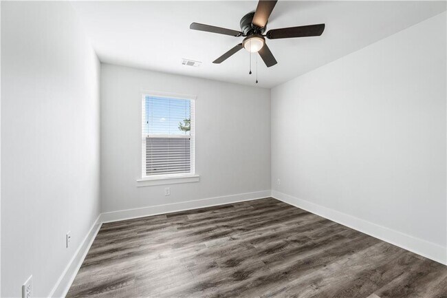 Building Photo - 5311 Bentayga Dr
