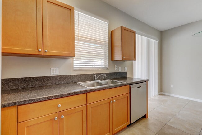 Building Photo - 9516 SW Flowermound Cir