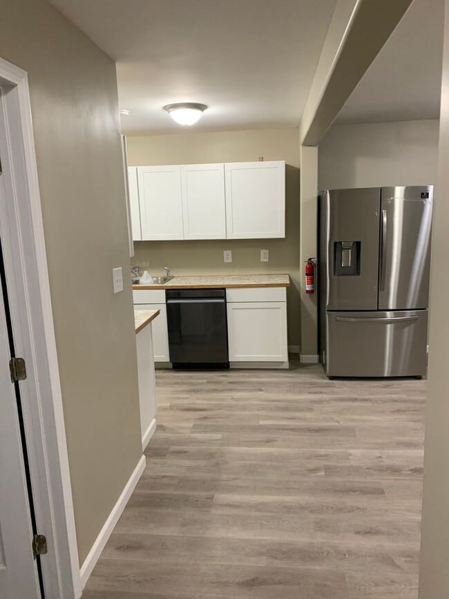 Building Photo - 1568 N Williwaw Way