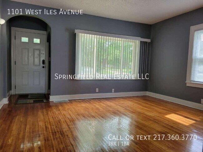 Building Photo - 1101 W Iles Ave