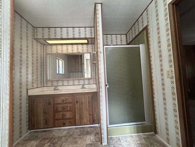 Building Photo - 2 Tarn Cir