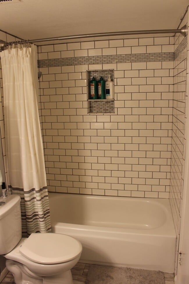 Building Photo - Scottsdale Condo
