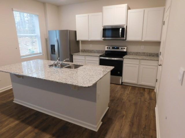 Building Photo - 2 Oakwood Hts Rd