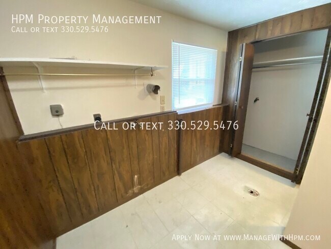 Building Photo - 1827 Thackeray Ave NW