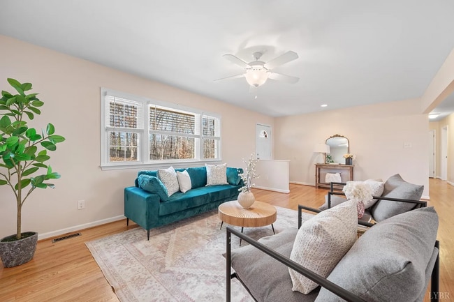 Building Photo - Beautiful Ranch In the Heart of Boonsboro Close to Shopping and Resturants