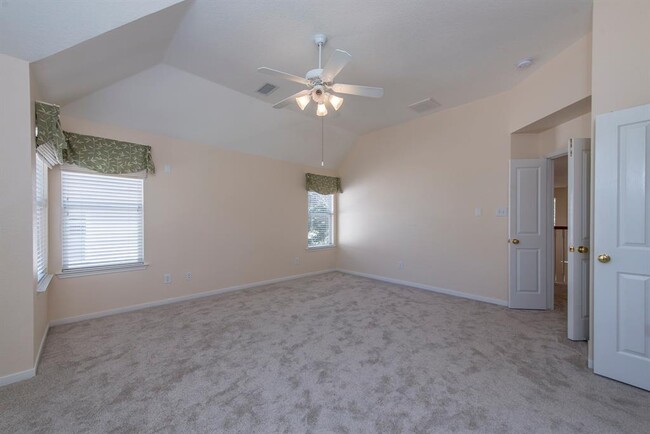 Building Photo - 26 Clover Gate Cir