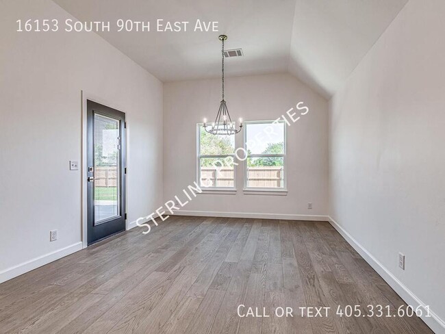 Building Photo - 16153 S 90th E Ave