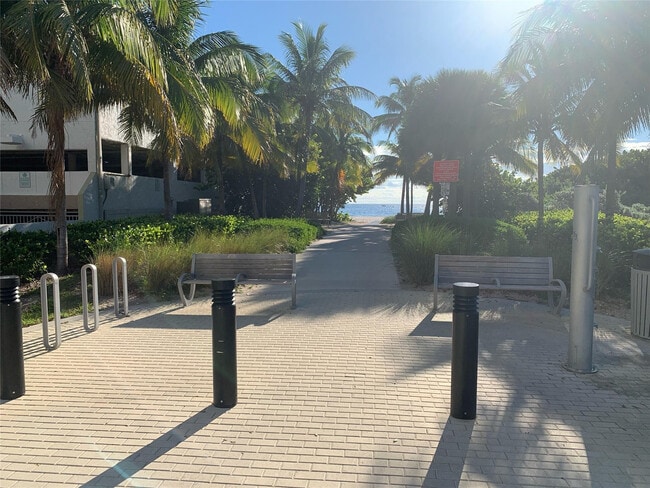 Building Photo - 301 S Ocean Blvd