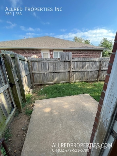 Building Photo - 2725 Ponchartrain St