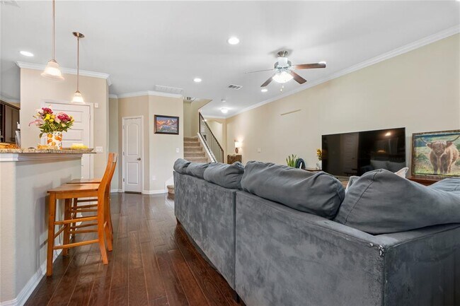 Building Photo - 13400 Briarwick Dr