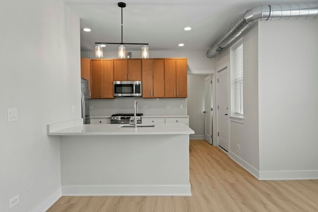 Building Photo - 432-436 S Maple Ave