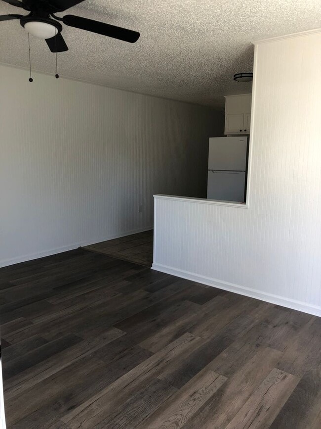 Building Photo - Bald Knob Duplex