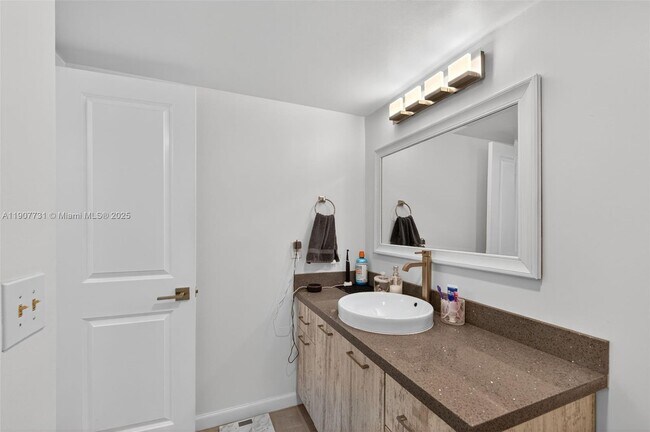 Building Photo - 2851 NE 183rd St