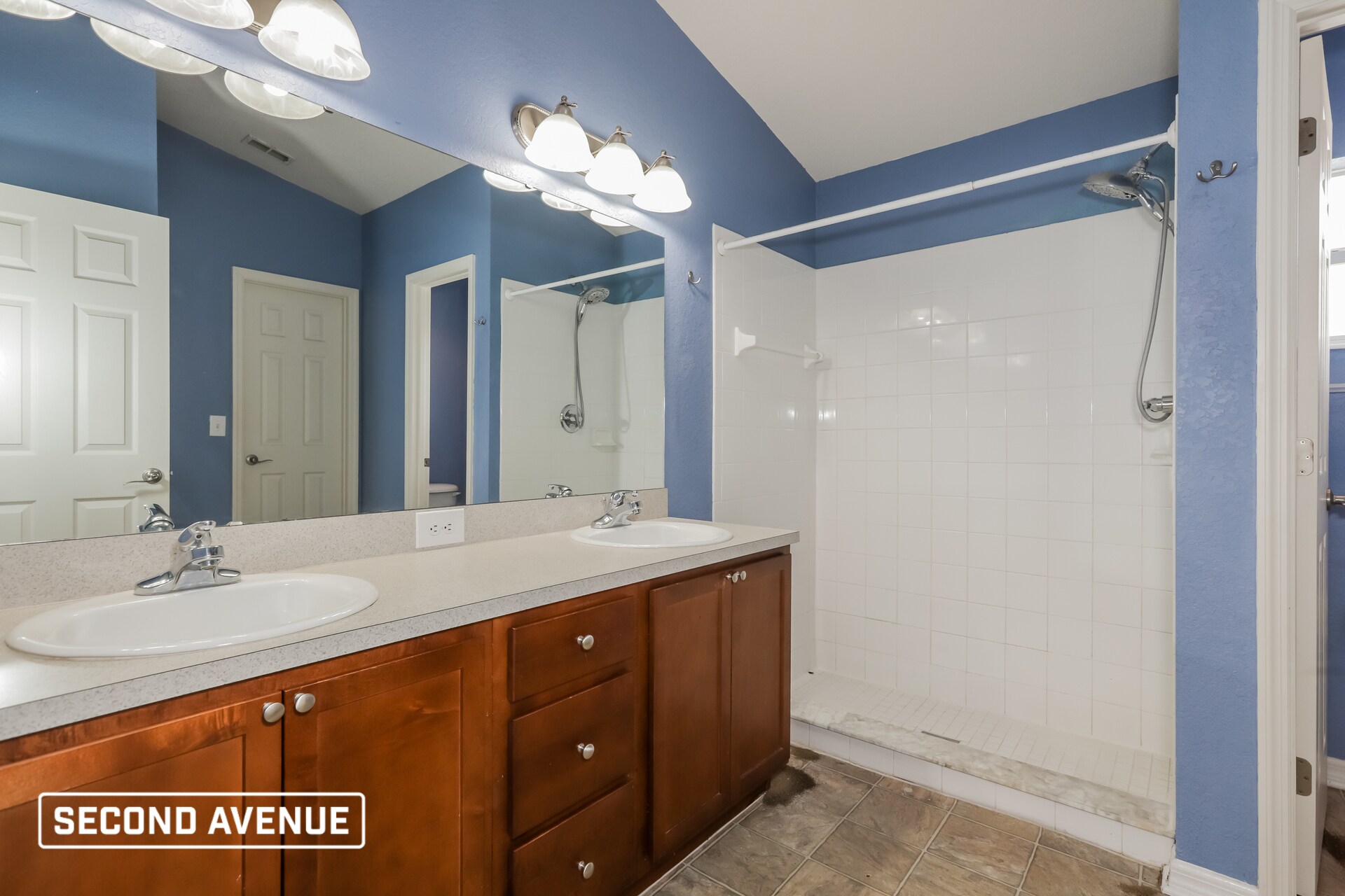 Building Photo - 8021 Princeton Manor Cir