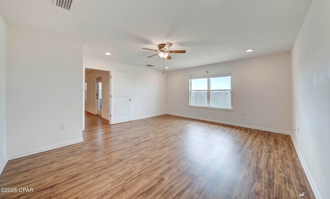 Building Photo - 7138 Hatteras Blvd