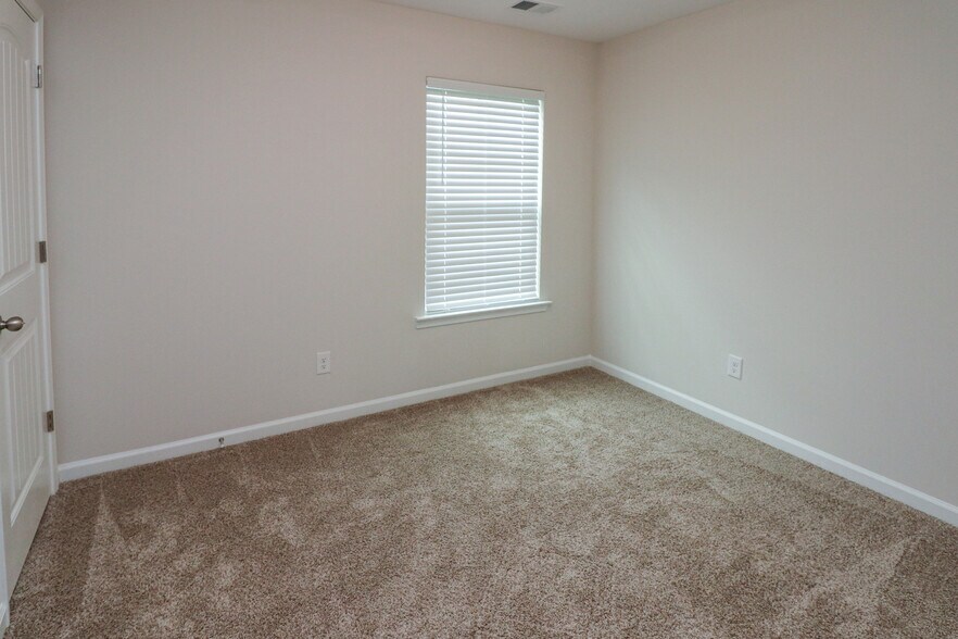 Bedroom #3 - 187 Silver Run Pl
