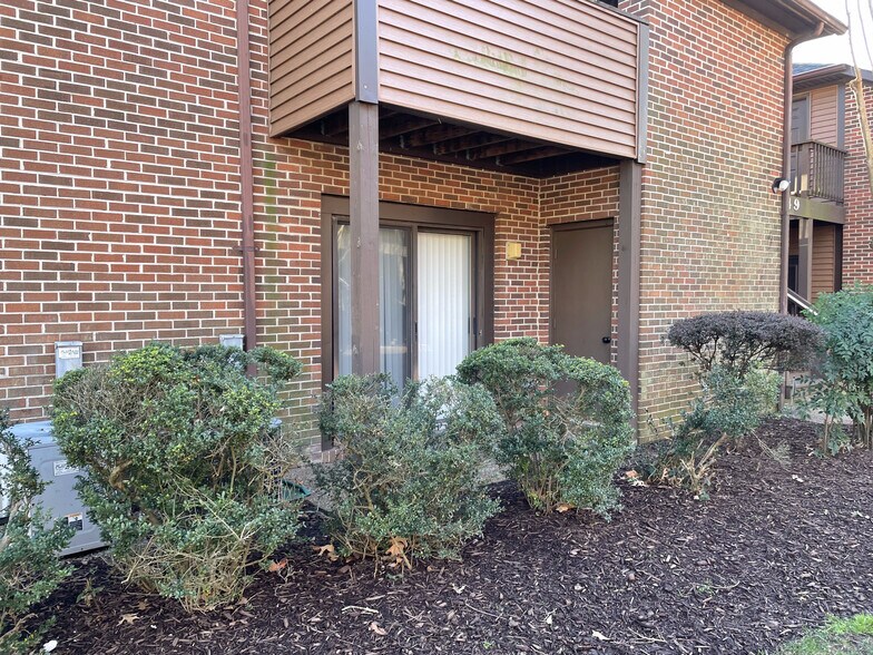 Building Photo - 149 Windsor Castle Dr