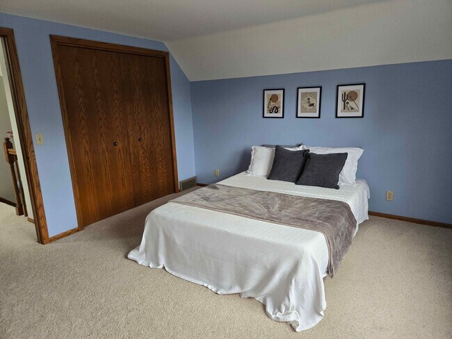 Building Photo - 14995 50th Ave