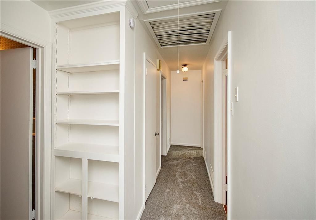 Building Photo - 3935 Orchard Rd SE