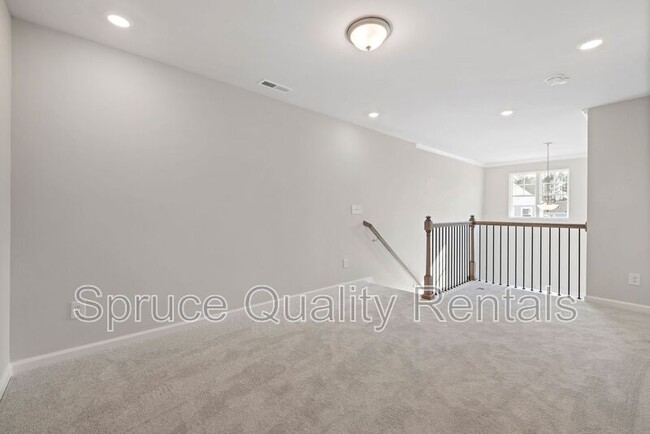 Building Photo - 1011 Red Wing Dr