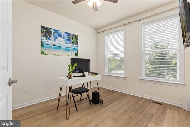 Building Photo - 20760 Wood Quay Dr