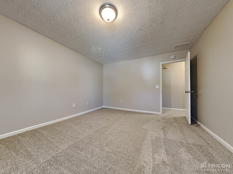 Building Photo - 703 Morgans Ridge Dr
